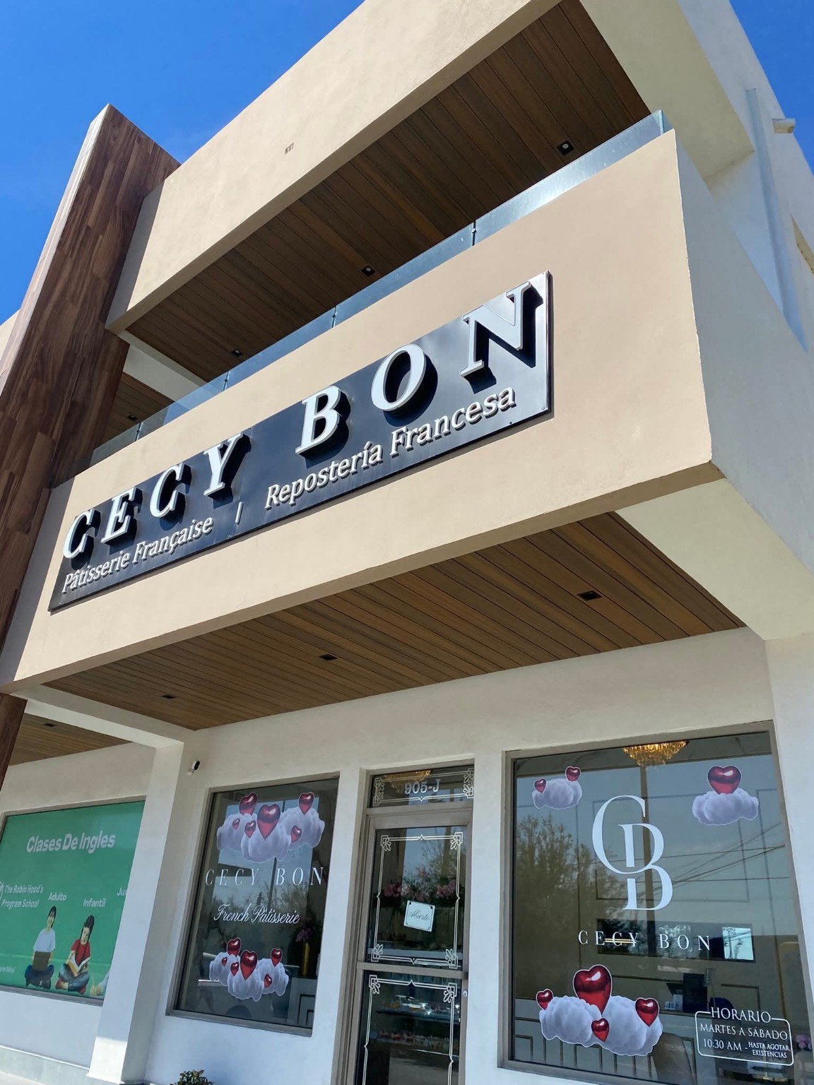 Fachada Cecy Bon
